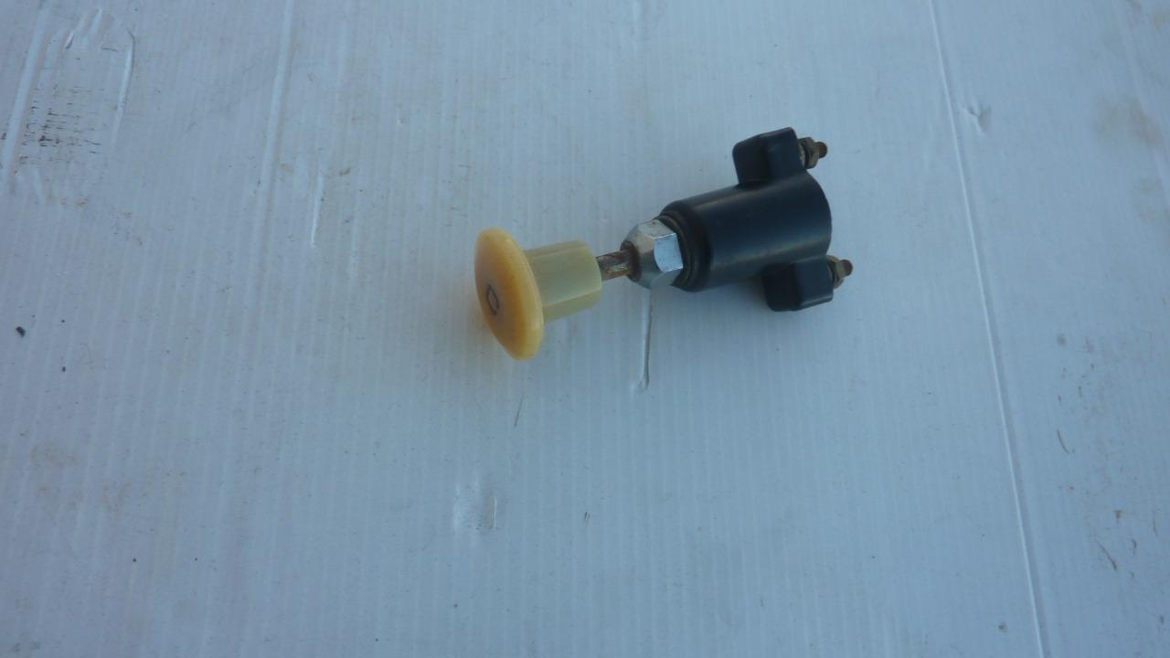 Interrupteur contact SIMCA 8 1200 LesAnciennes.com