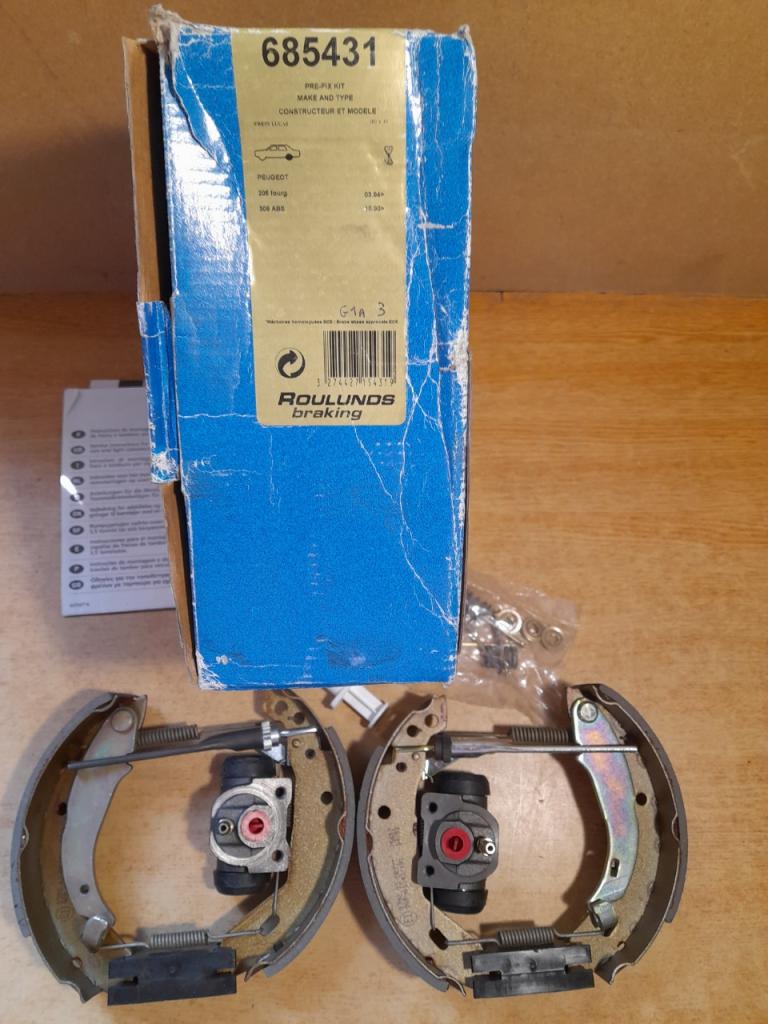 Kit frein arrière Peugeot 205 F 309 685431 LesAnciennes.com