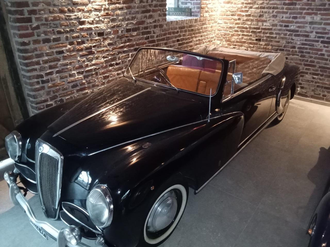 LANCIA Aurelia B50 Lusso - 1951 LesAnciennes.com