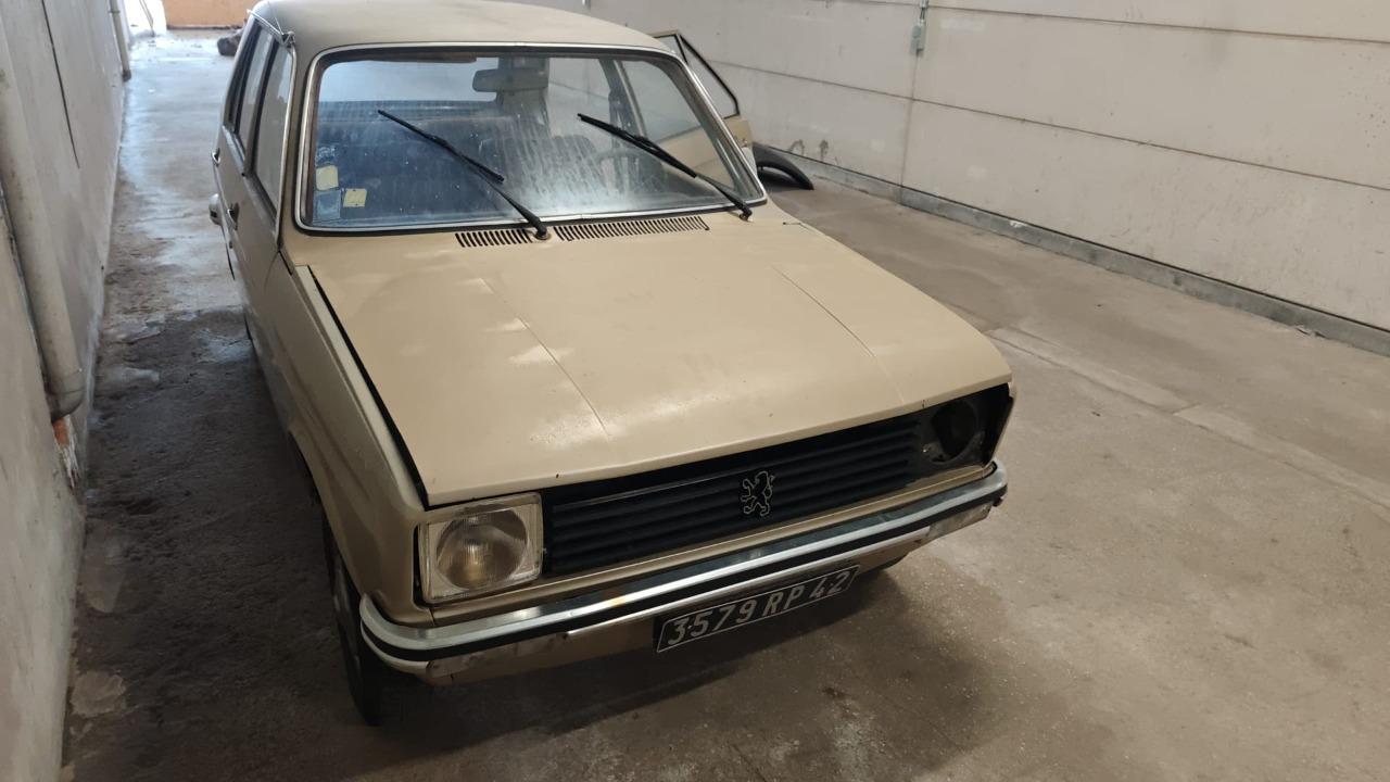 PEUGEOT 104 BERLINE - 1977 LesAnciennes.com