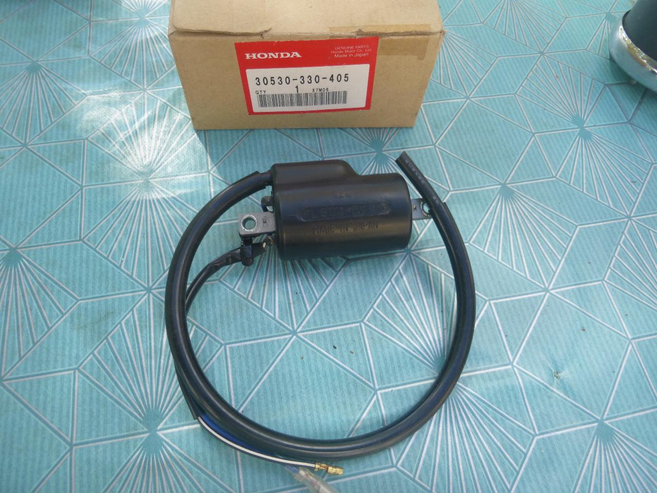 SL125 & CBS: Bobine HT d\'origine neuve vx stock LesAnciennes.com