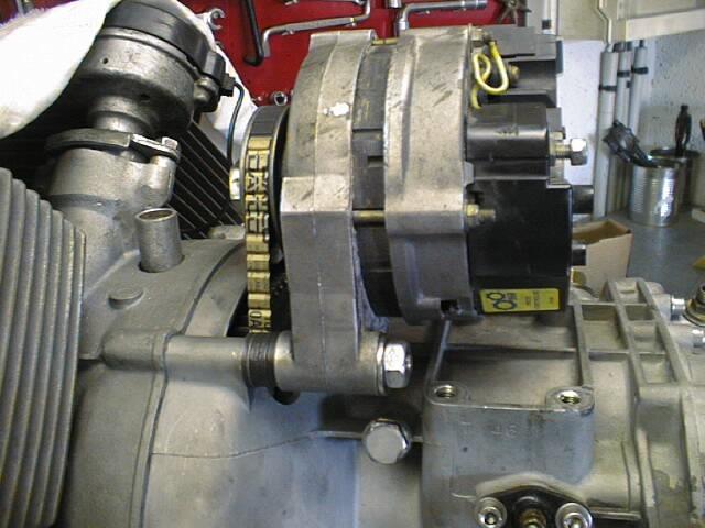 Montage alternateur extérieur sur GUZZI LesAnciennes.com