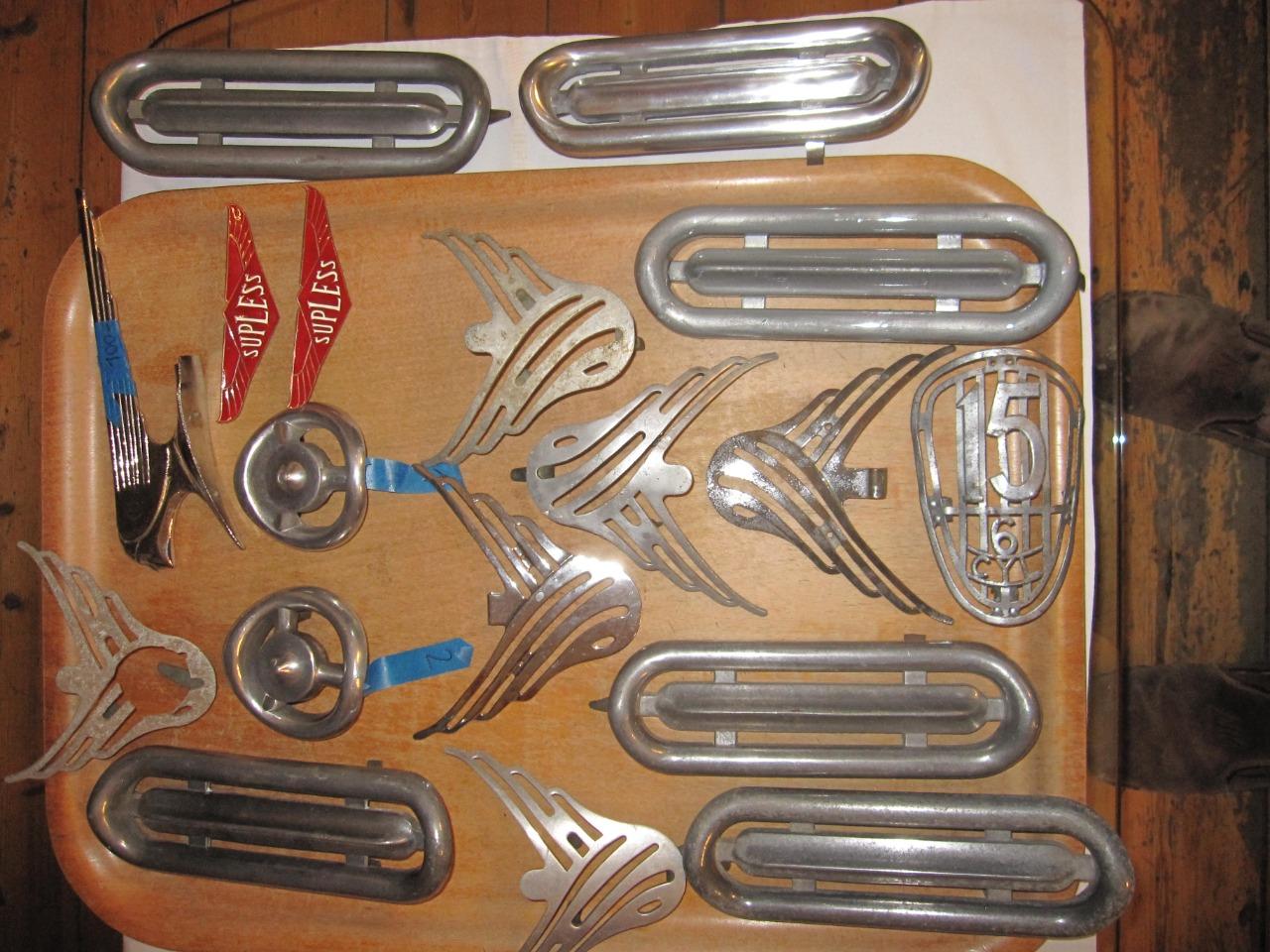 Sigle de calandre CITROEN Traction LesAnciennes.com