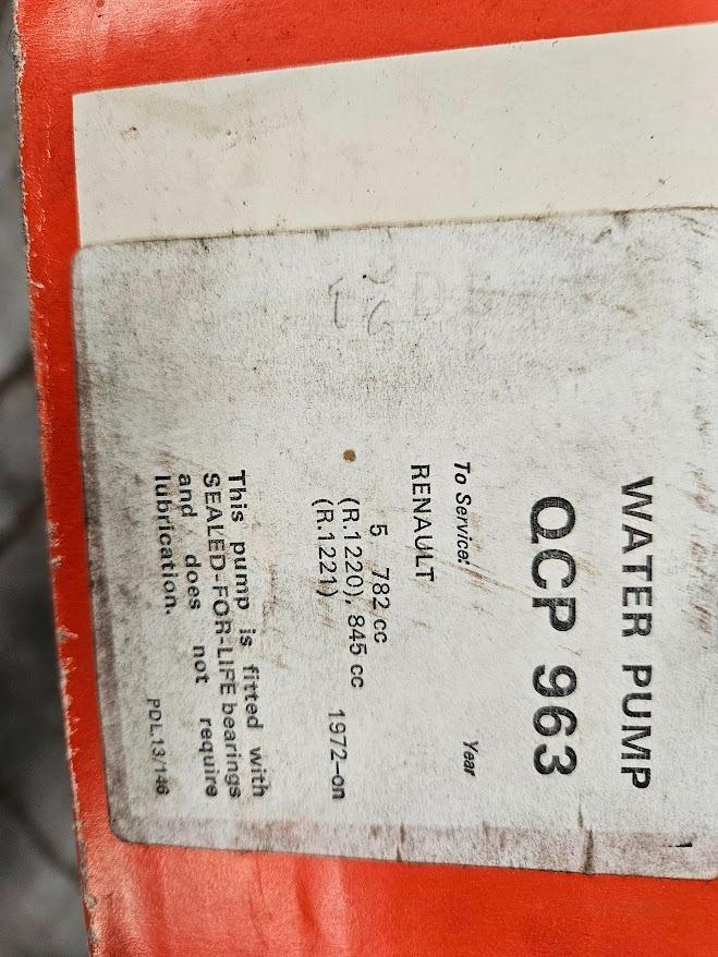 Pompe à eau RENAULT 5 (R5) R 1118 LesAnciennes.com