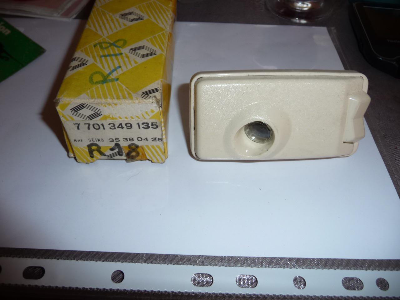 Pièces RENAULT 18 ECLAIRAGE PLAFONNIER LesAnciennes.com