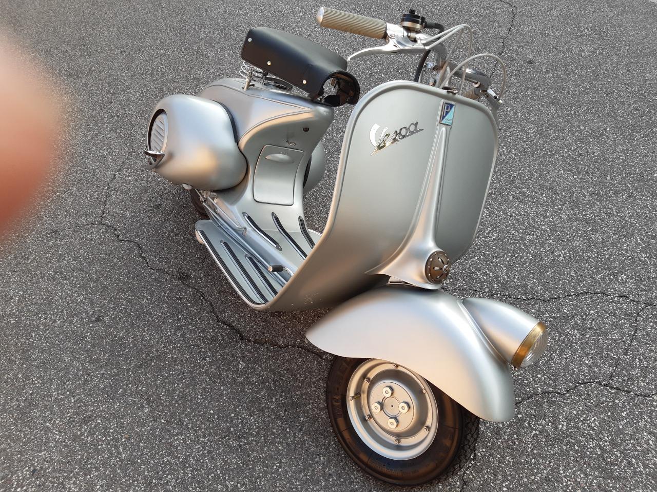VESPA 98 - 1947 LesAnciennes.com