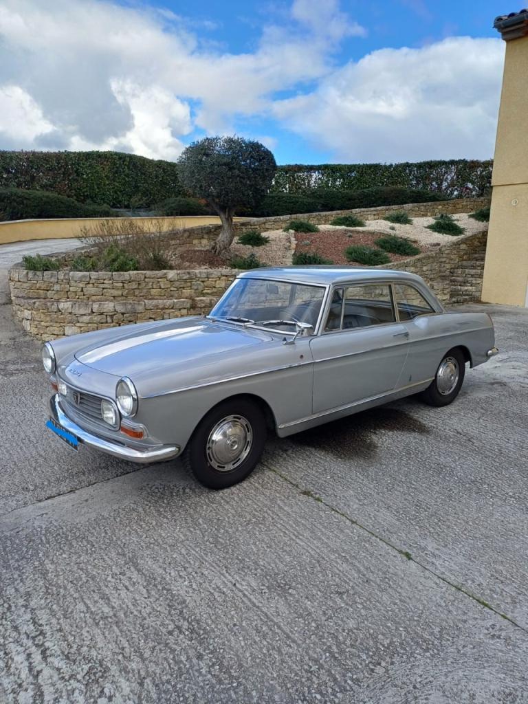 PEUGEOT 404 coupé - 1967 LesAnciennes.com