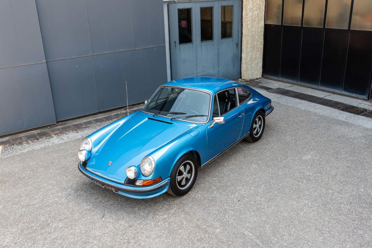 PORSCHE 911 2.4L S - 1972 LesAnciennes.com