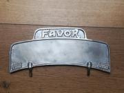 image_0-Plaque FAVOR