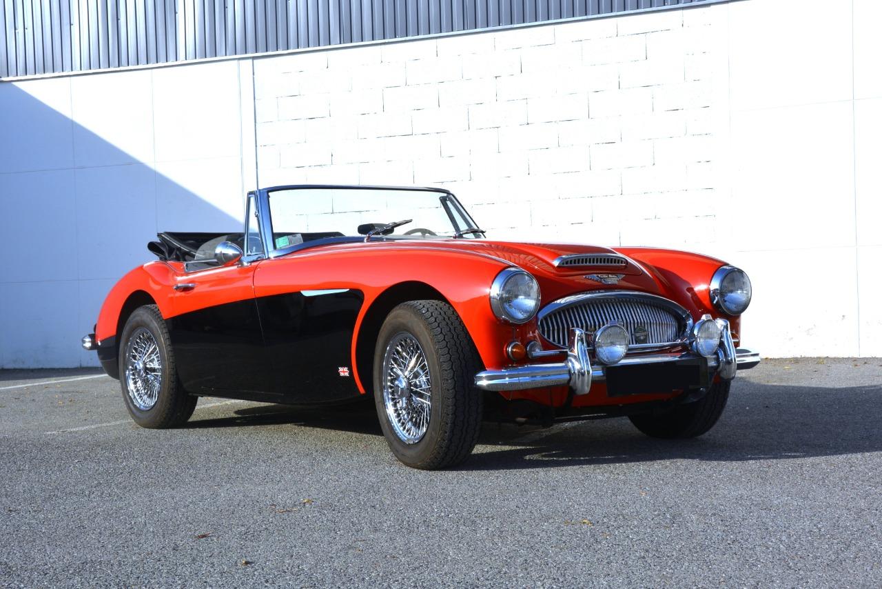 AUSTIN HEALEY 3000 BJ8 MK3 II - 1965 LesAnciennes.com