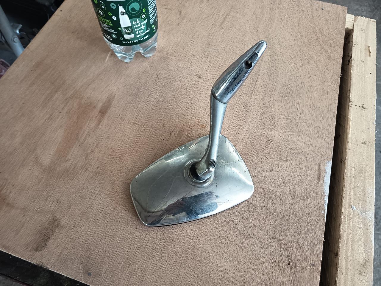 Rétroviseur LesAnciennes.com