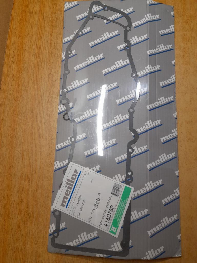 Joint de Carter de Distribution Peugeot 204 304 LesAnciennes.com
