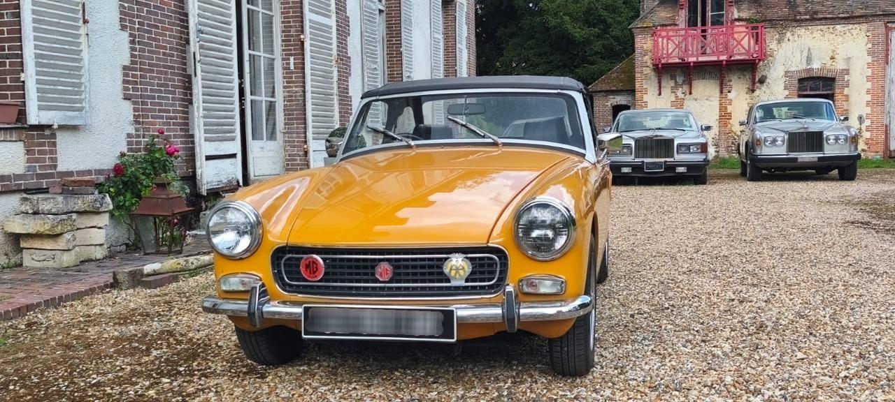 MG Midget - 1973 LesAnciennes.com