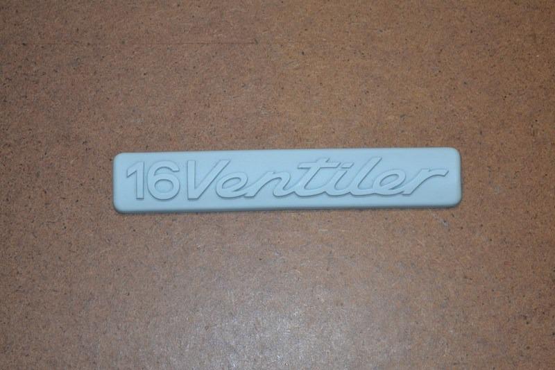Moulure aile AV PORSCHE 944 "16 ventiler", neuve LesAnciennes.com