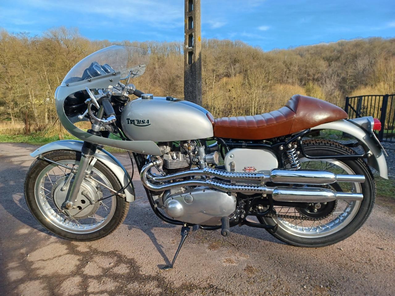 BSA A7 TriBSA = TriTon - 1960 LesAnciennes.com