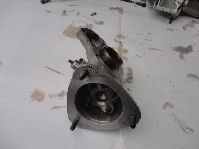 Support d' allumeur pour Alfa Romeo Montreal LesAnciennes.com