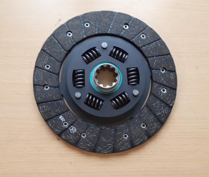 Disque d'embrayage PEUGEOT 203 LesAnciennes.com