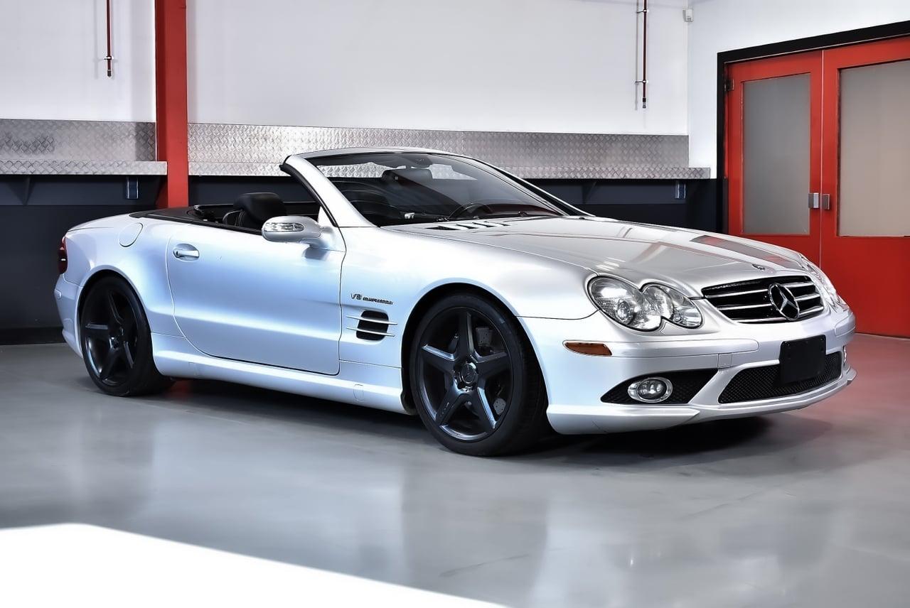 2008 Mercedes-Benz R230 SL55 AMG "Glass Sunroof" C LesAnciennes.com