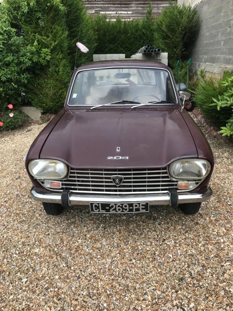 PEUGEOT 204 - 1967 LesAnciennes.com