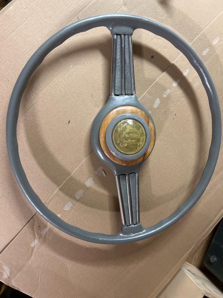 Volant QUILLERY Traction LesAnciennes.com