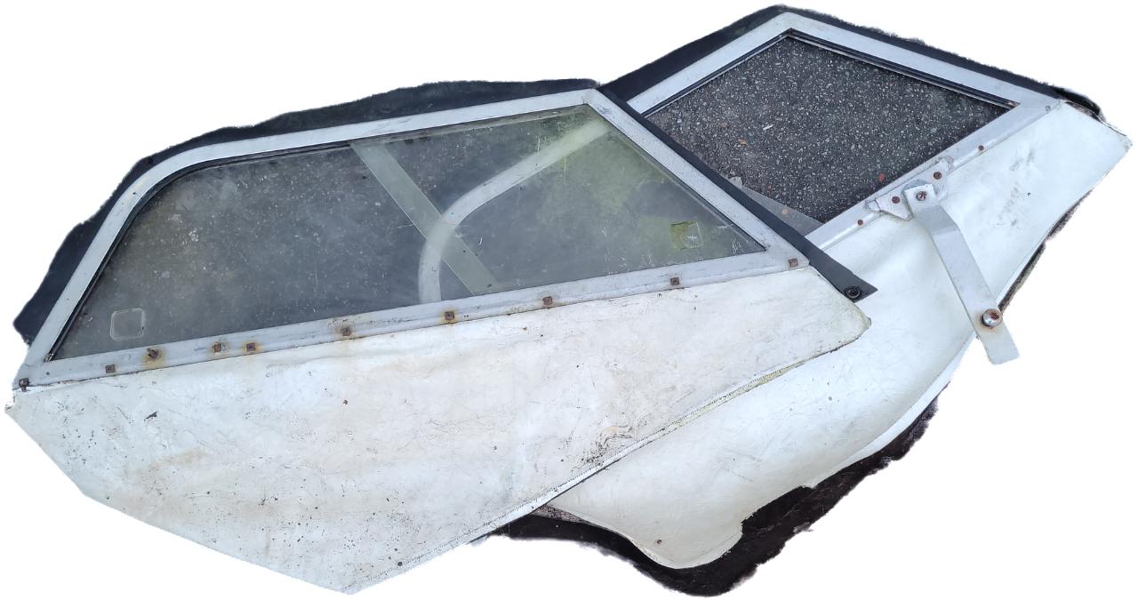 SIDESCREEN BLANC TRIUMPH TR2 TR3 LesAnciennes.com