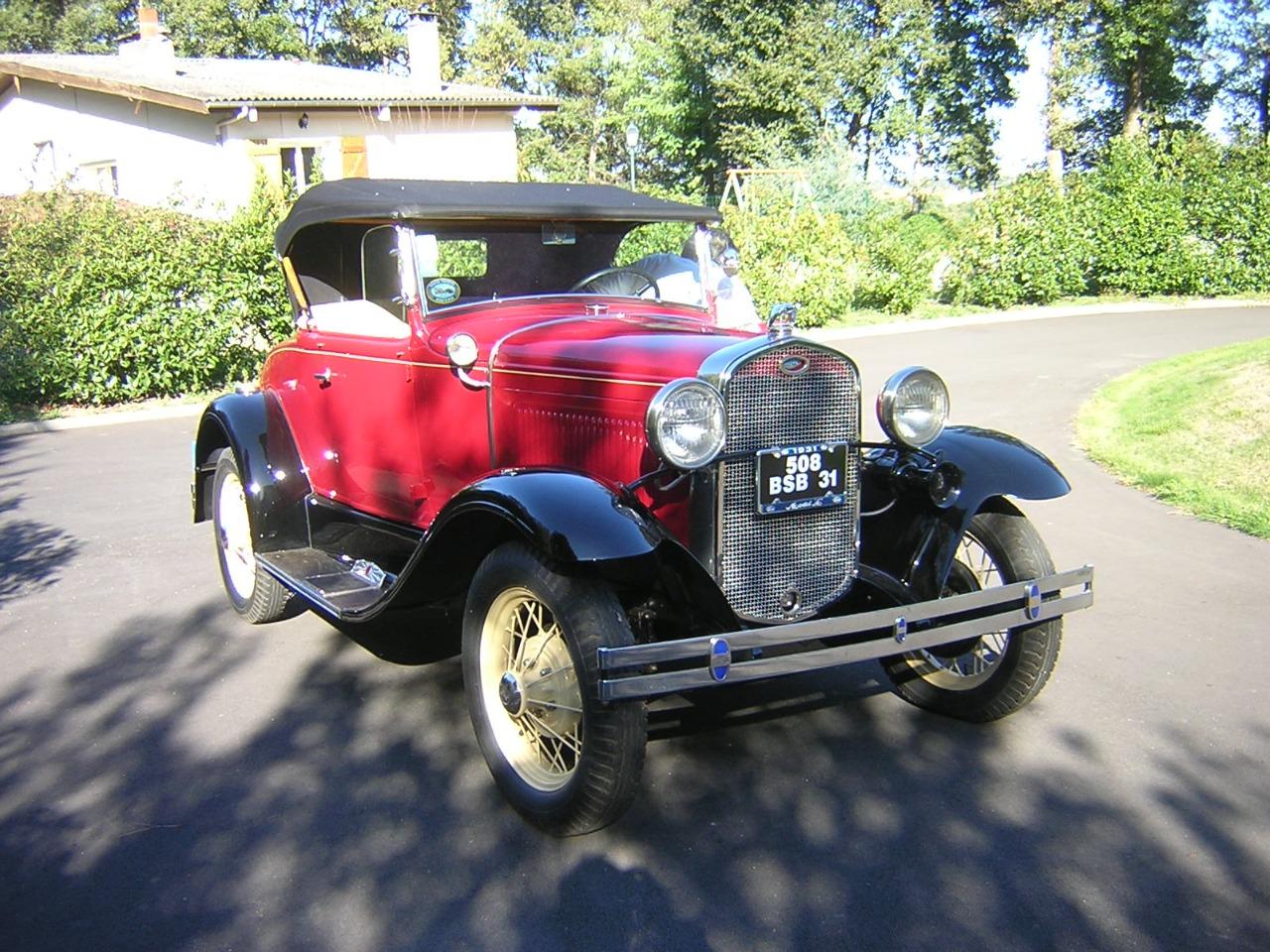 FORD A roadster - 1931 LesAnciennes.com