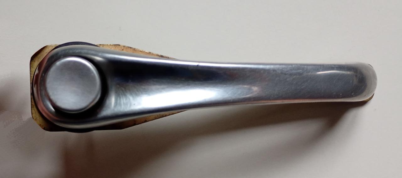 Poignée de porte (côté droit) pour Citroën ID/DS LesAnciennes.com