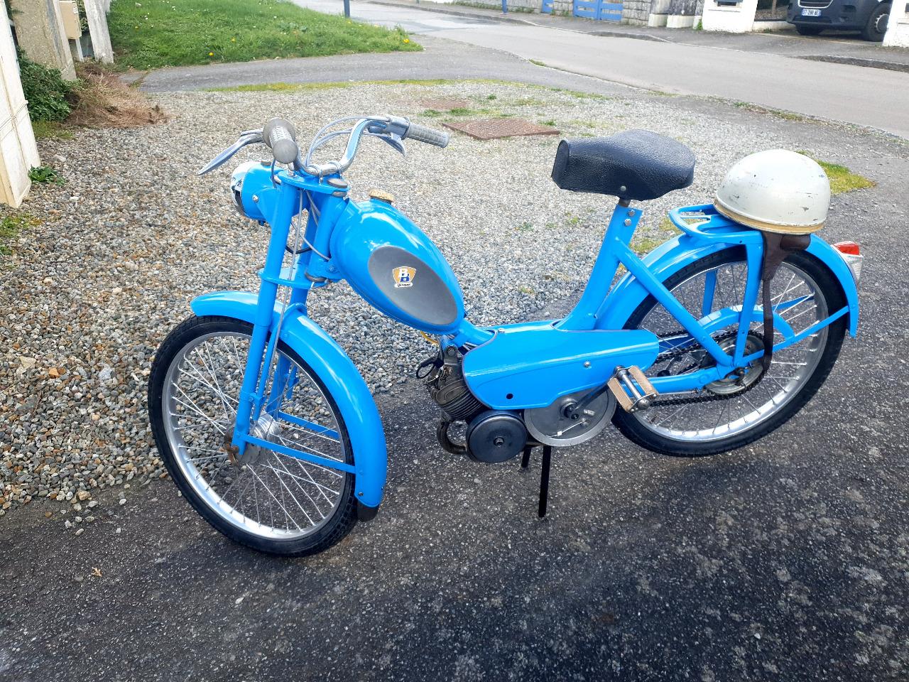 PEUGEOT BB - 1957 LesAnciennes.com