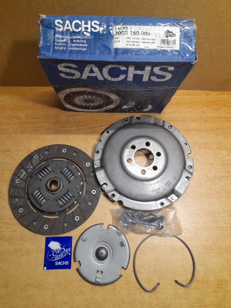 Kit embrayage vw golf I II GTI TD LesAnciennes.com