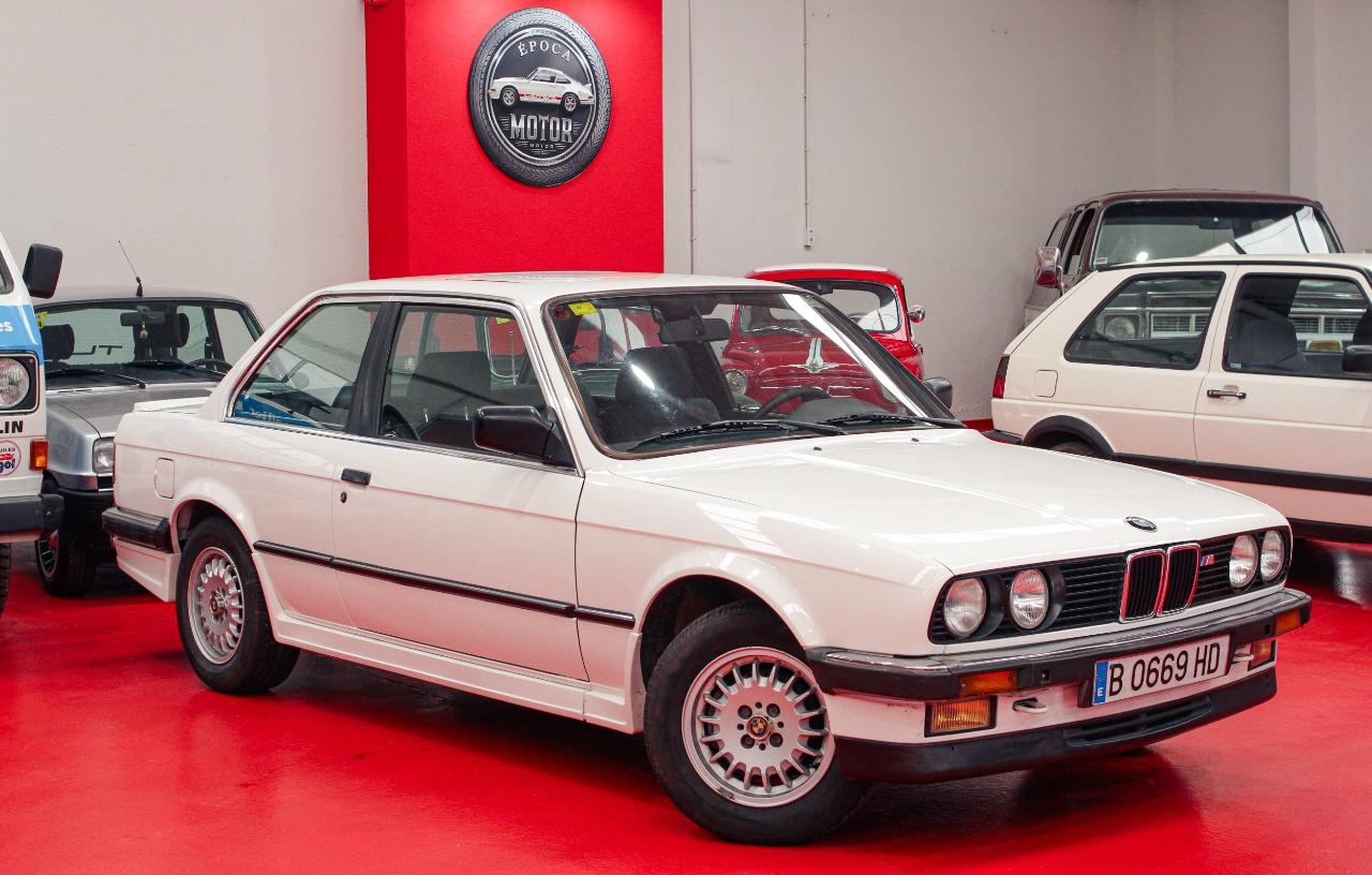 BMW 325 E30 Coupe - 1986 LesAnciennes.com