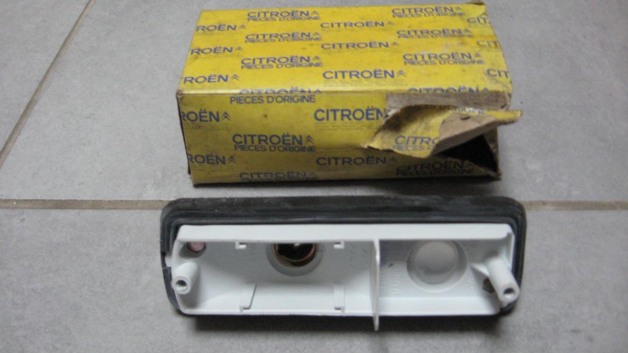 Socle de clignotant CITROEN LN LesAnciennes.com