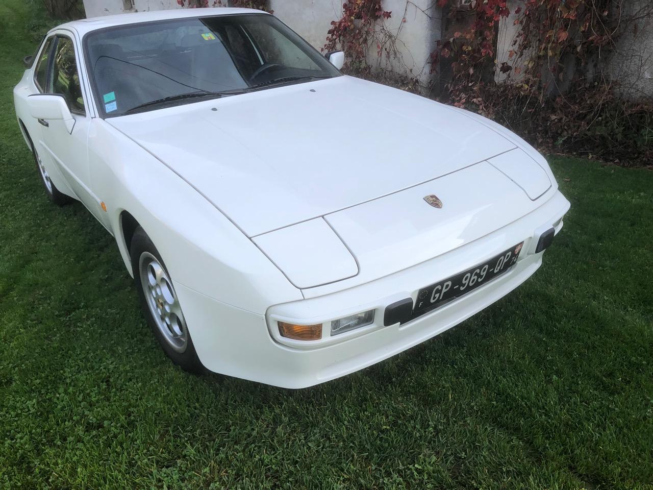 PORSCHE 944 - 1988 LesAnciennes.com