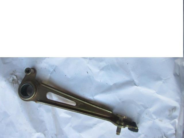 Levier d'accélérateur pour Ferrari F40 LesAnciennes.com