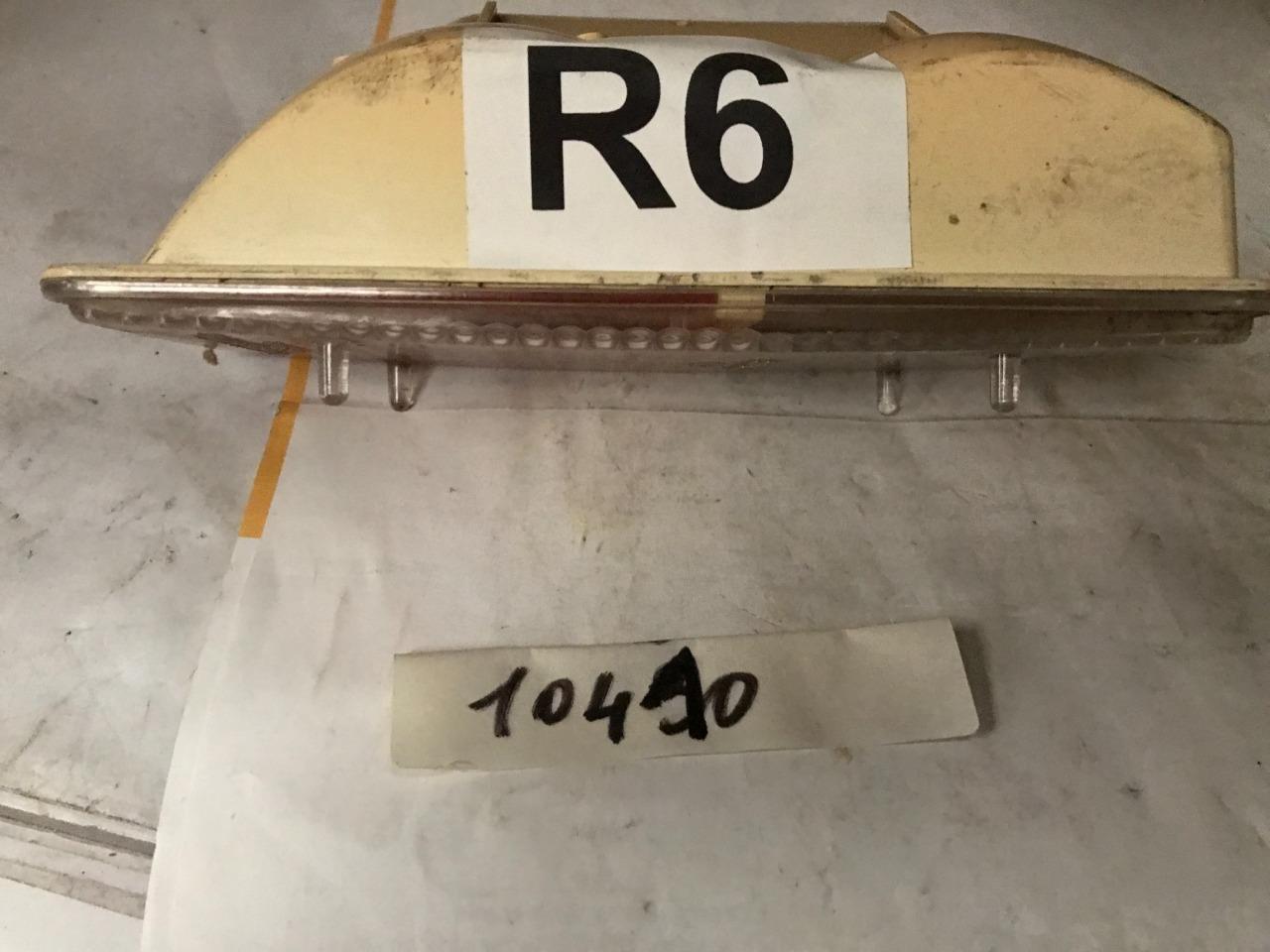 Feu avant gauche neuf RENAULT 6 (R6) LesAnciennes.com