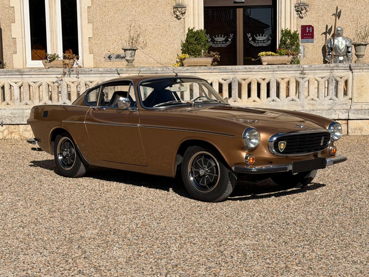 VOLVO P1800 P1800E - 1972 LesAnciennes.com