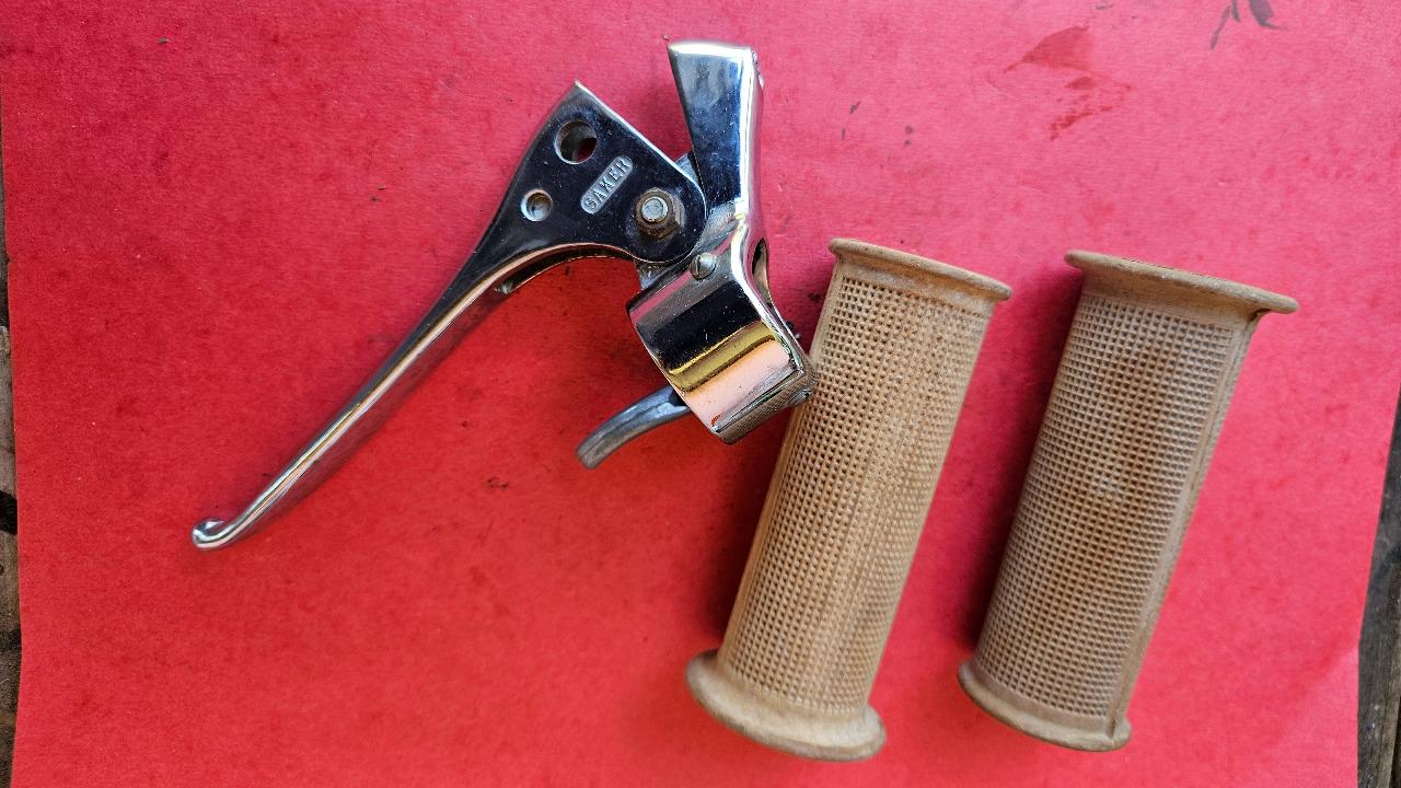 Poignée SAKER pour Lambretta, vélomoteur, moto 07 LesAnciennes.com