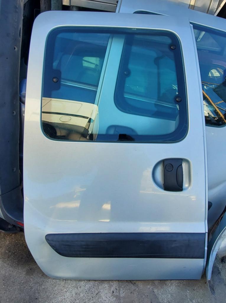 Portes portières arrière Kangoo 1 excellent état LesAnciennes.com