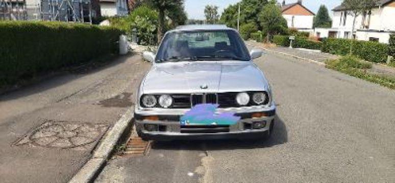 BMW 318 is E30 - 1991 LesAnciennes.com