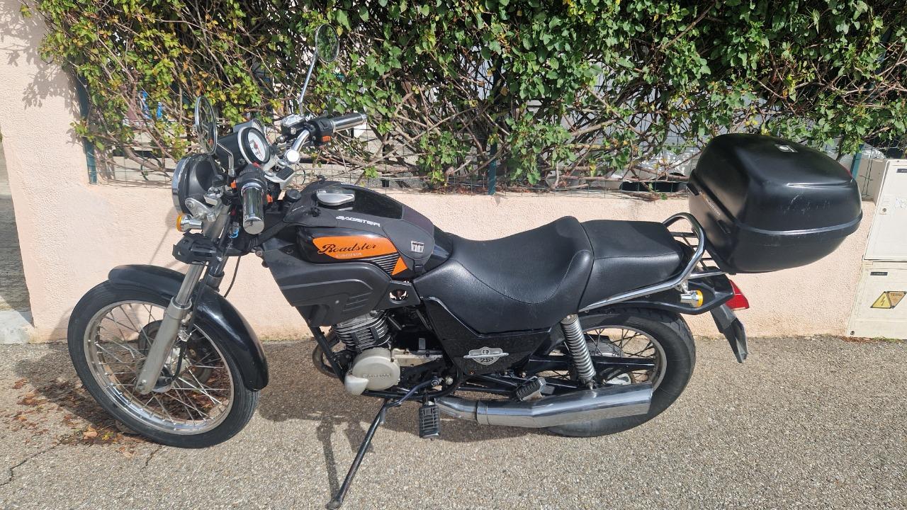 CAGIVA 125 ROADSTER 1A - 1996 LesAnciennes.com