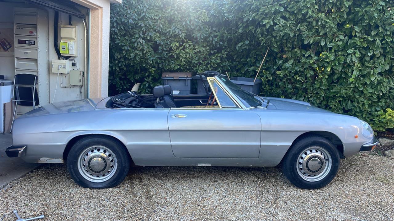 ALFA ROMEO Spider 2000 - 1973 LesAnciennes.com
