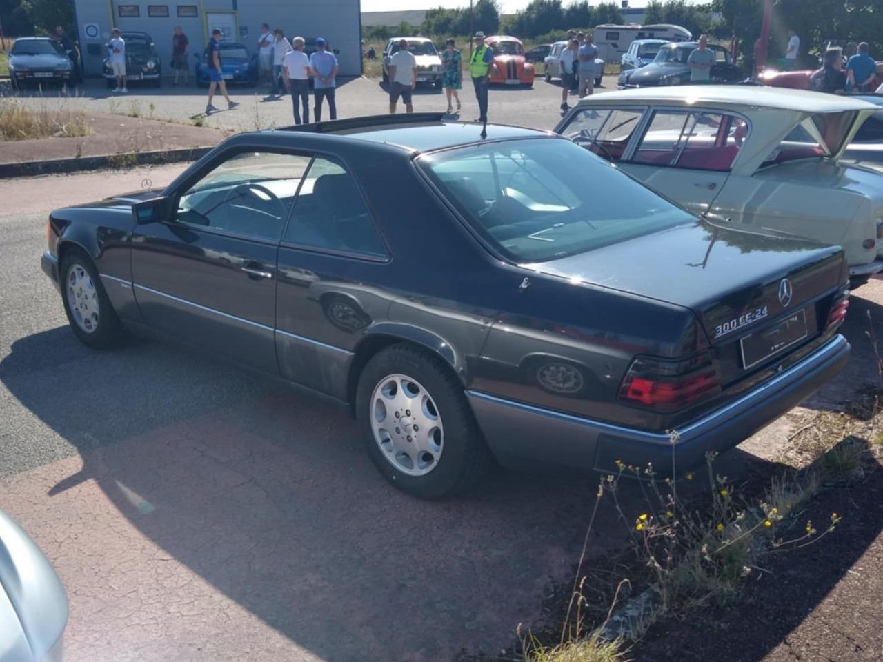 MERCEDES 300 C124 coupé 300 CE-24 - 1991 LesAnciennes.com