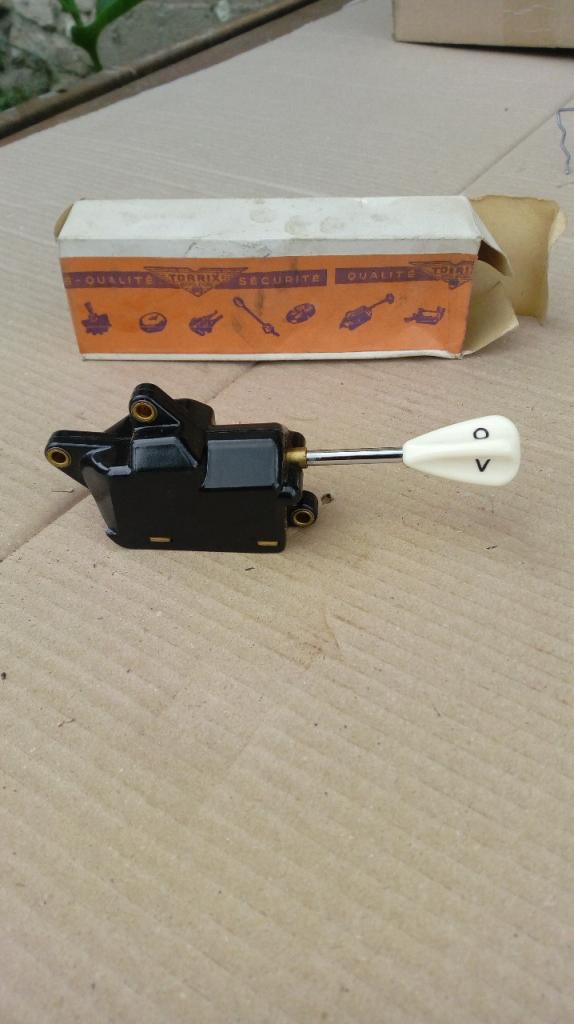 Commodo CITROEN DS LesAnciennes.com