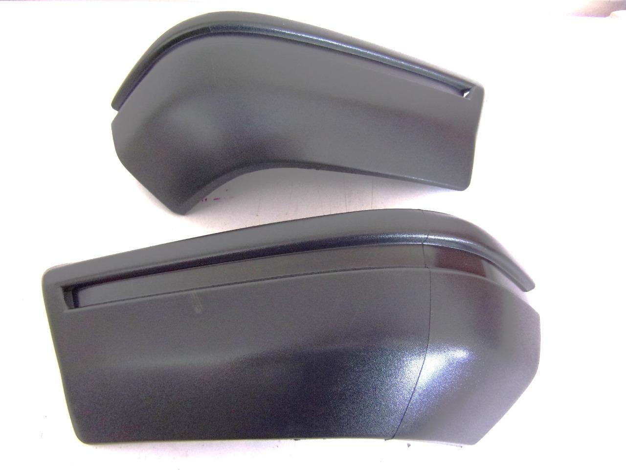 Cotés D et G de parechocs FORD Fiesta MK2 LesAnciennes.com