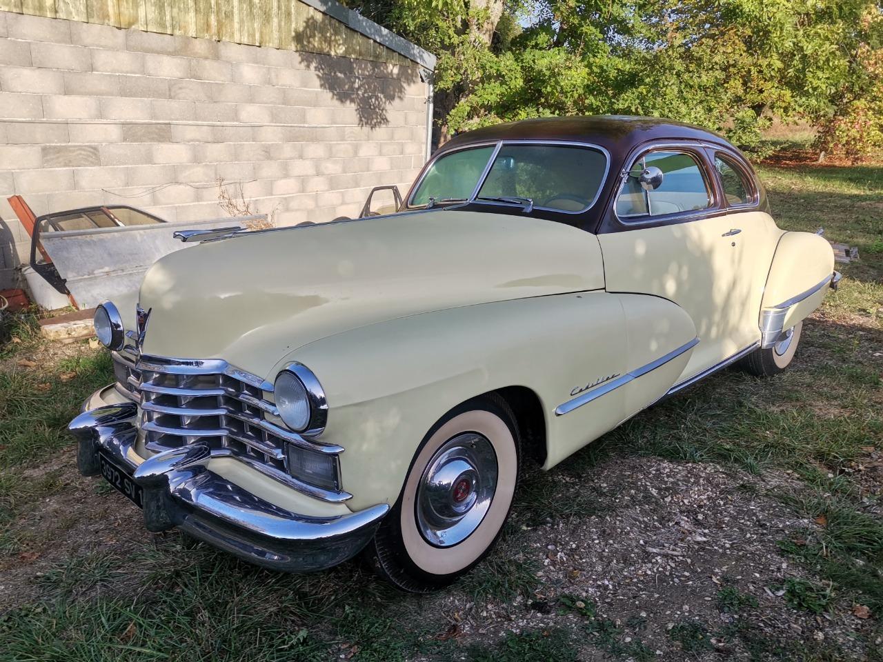 CADILLAC 61 Club coupé - 1947 LesAnciennes.com