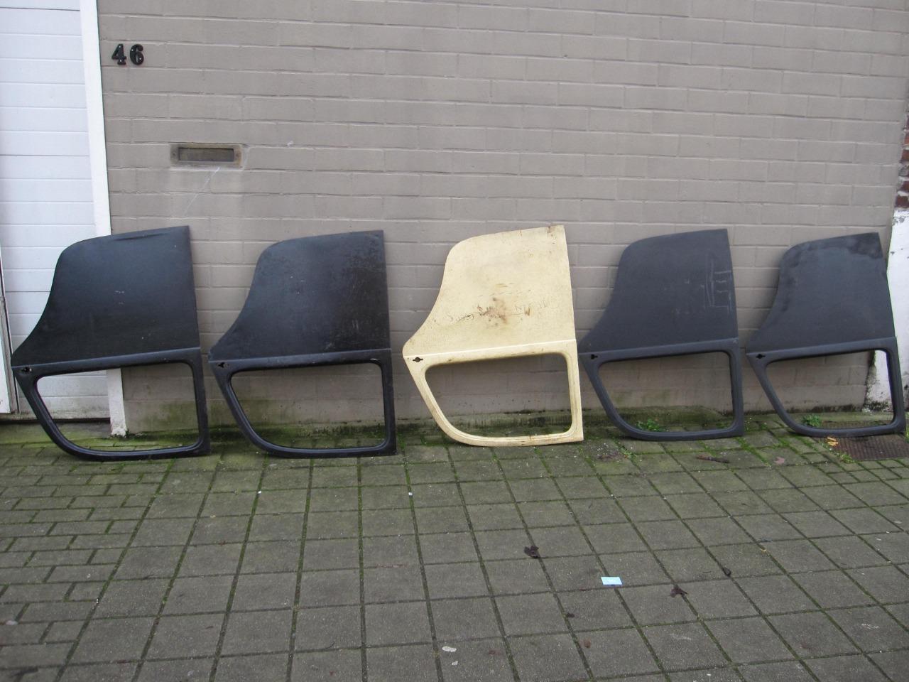 Porte arriere gauche CITROEN Traction 11 BL LesAnciennes.com