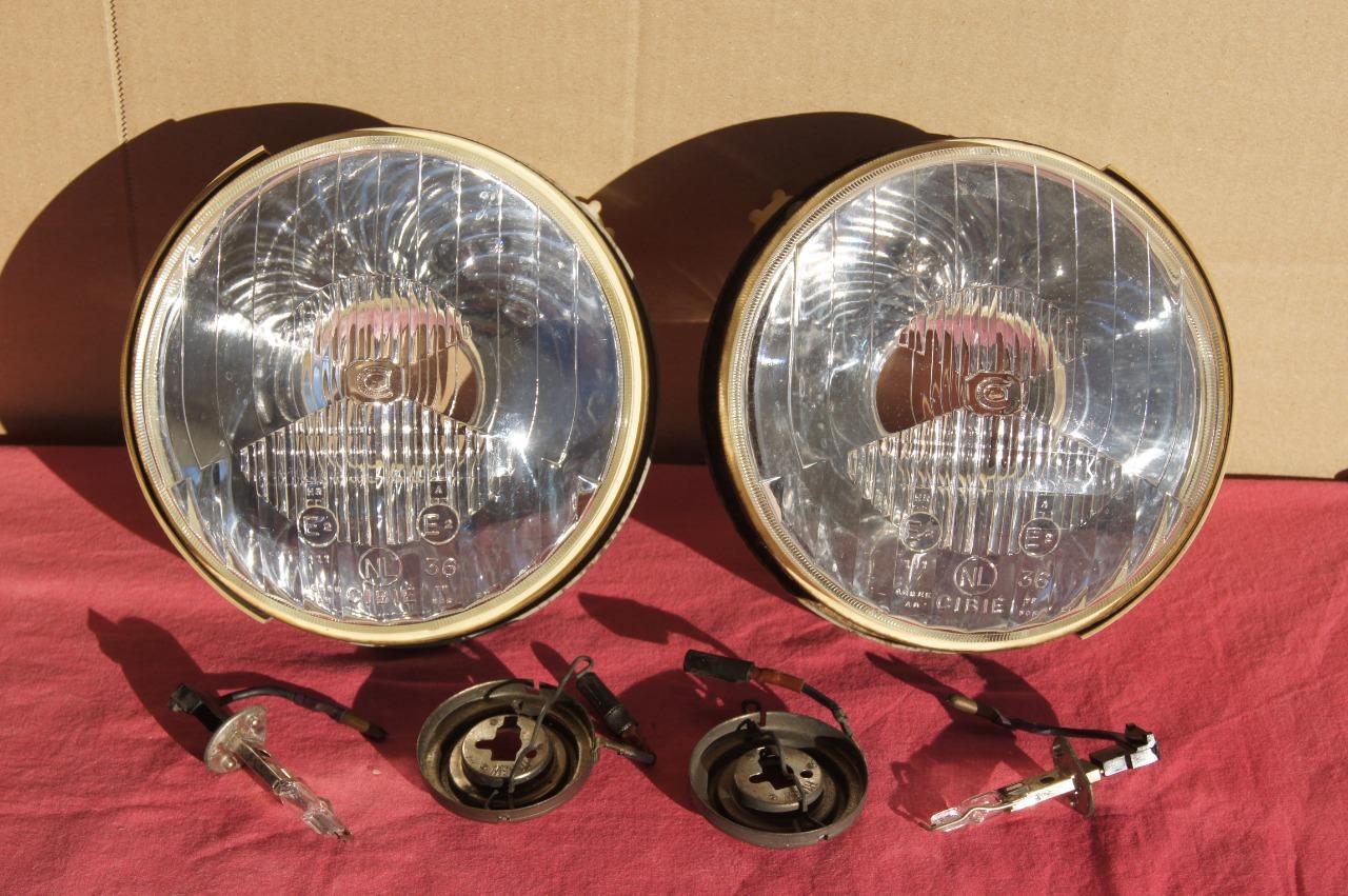 Phares droit gauche CITROEN DS ID CIBIE E2/111 LesAnciennes.com