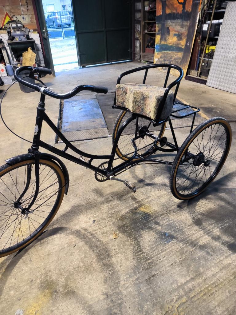 Tricycle Wonder LesAnciennes.com