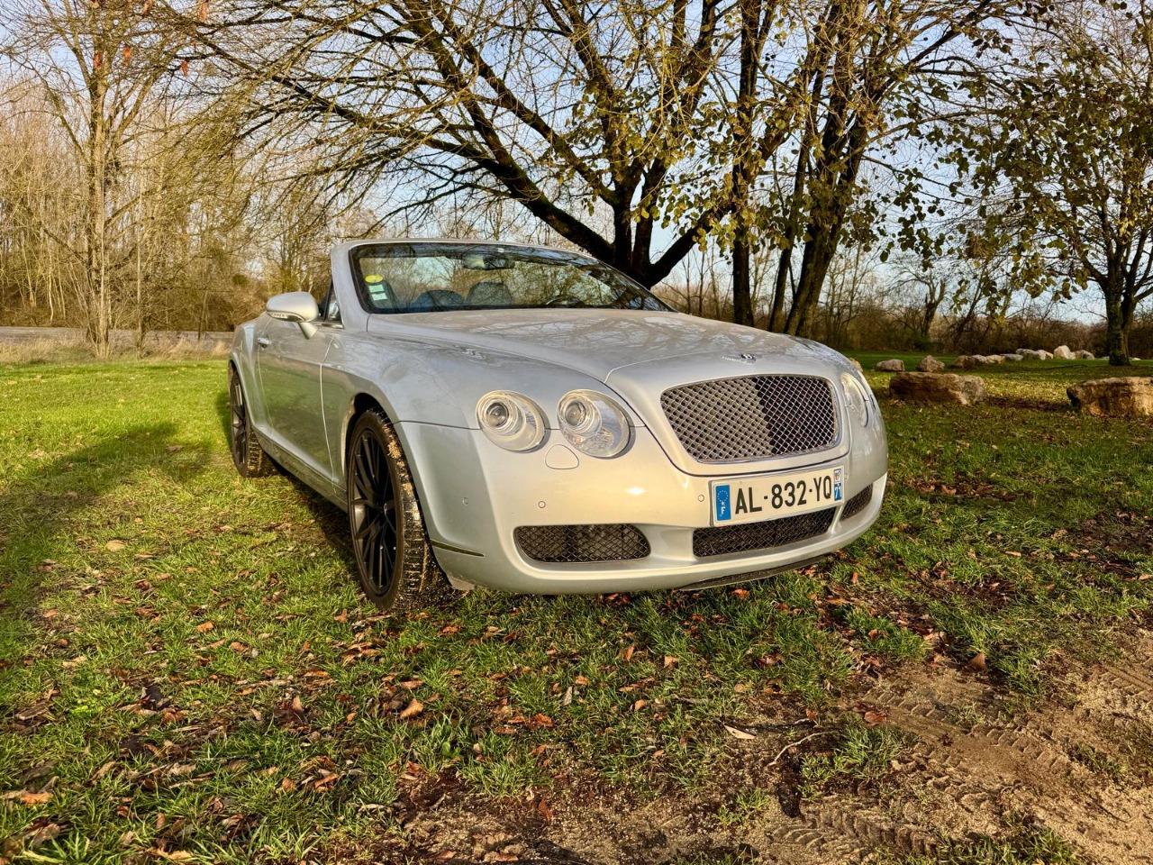 BENTLEY continental GTC cabriolet LesAnciennes.com