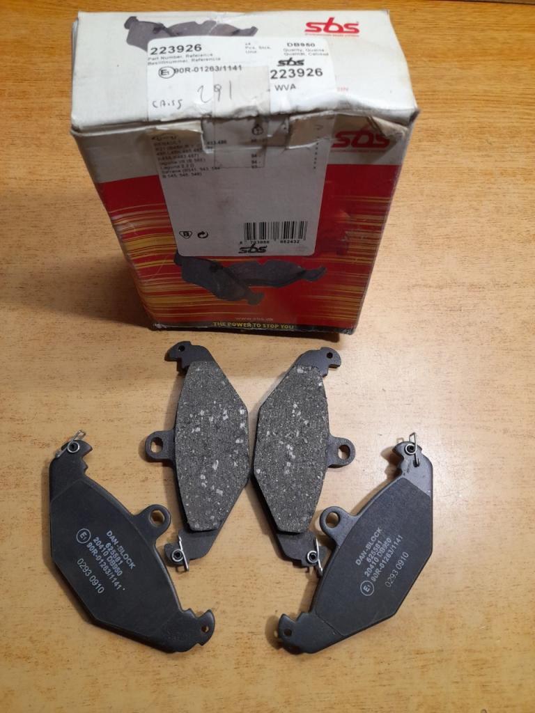 Plaquettes de frein arrière Renault 21 LesAnciennes.com