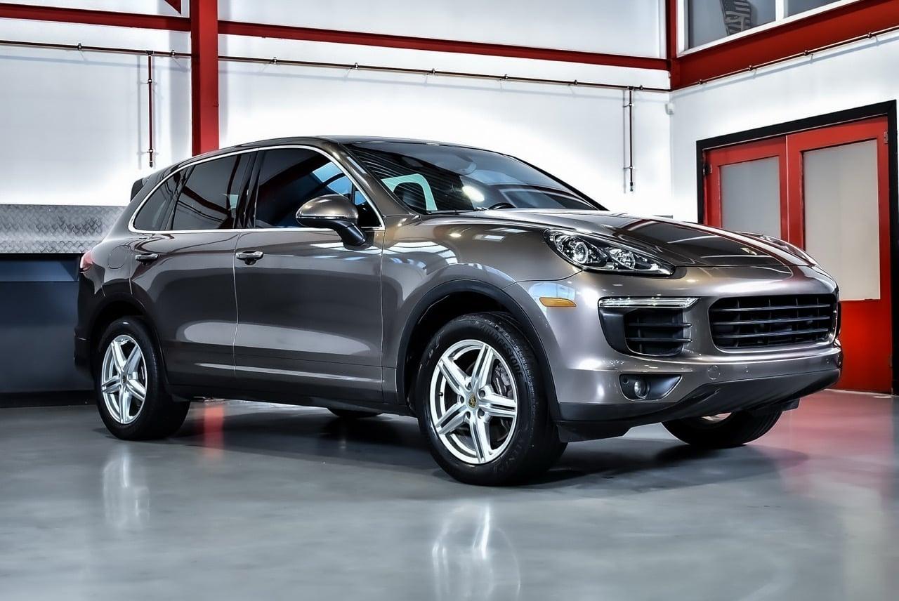 2016 Porsche Cayenne SUV 3,6L V6 LesAnciennes.com